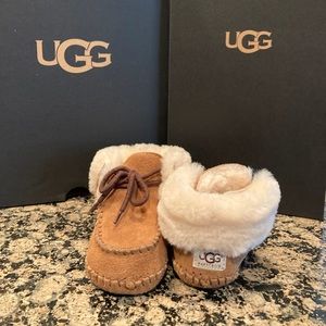 Toddler Ugg Moccasin/Booties